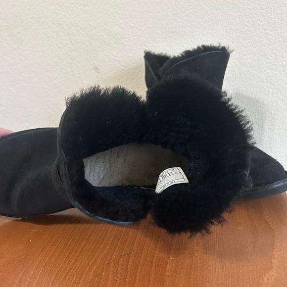 UGG Romely Short Buckle Women’s Size 7.5 Black Suede Ankle Boot Fur Wool Plush - Picture 7 of 9